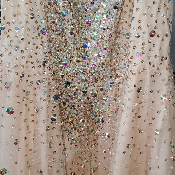 New Terani Couture Gown 🍑 Prom - Picture 4 of 7